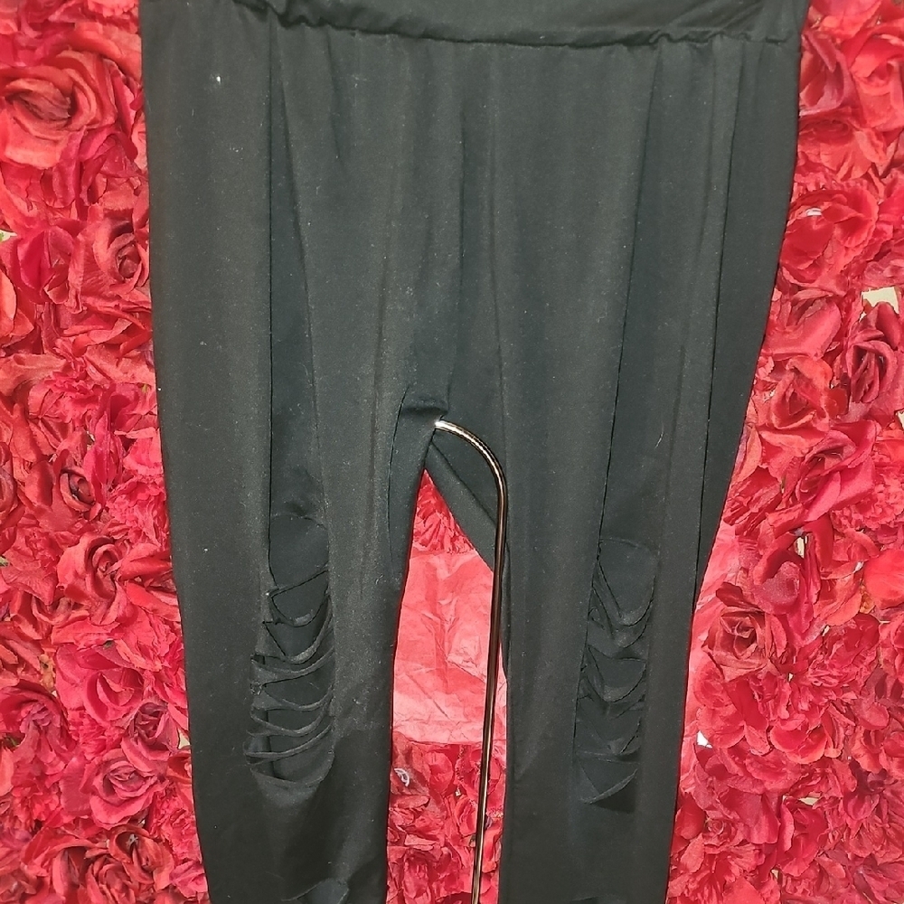 SHEIN Women's Black Leggings with Cutout Detail Size 2XL